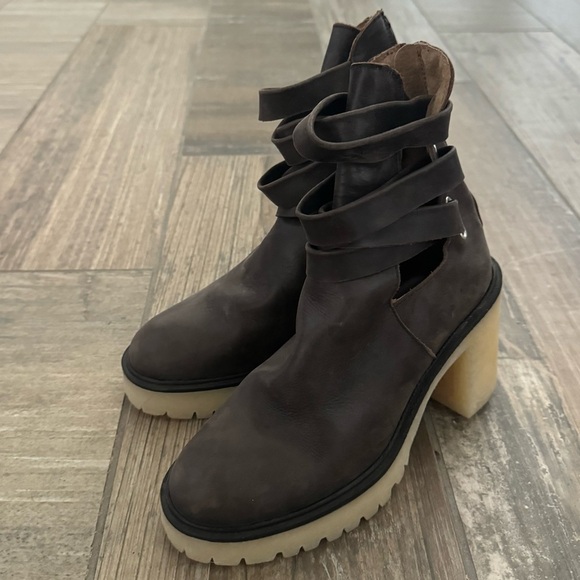 FREE PEOPLE Jesse Cutout Boot Bitter Brown size 8.5 - Picture 2 of 12